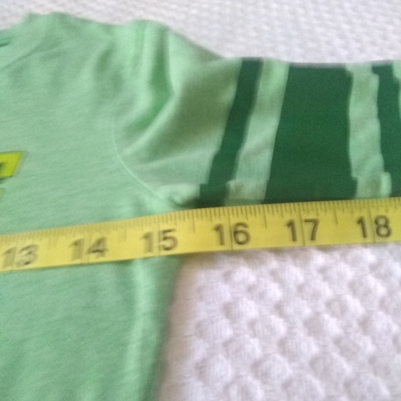 BRAND NEW NEVER WORN WOMENS SMALL - Picture 4 of 4